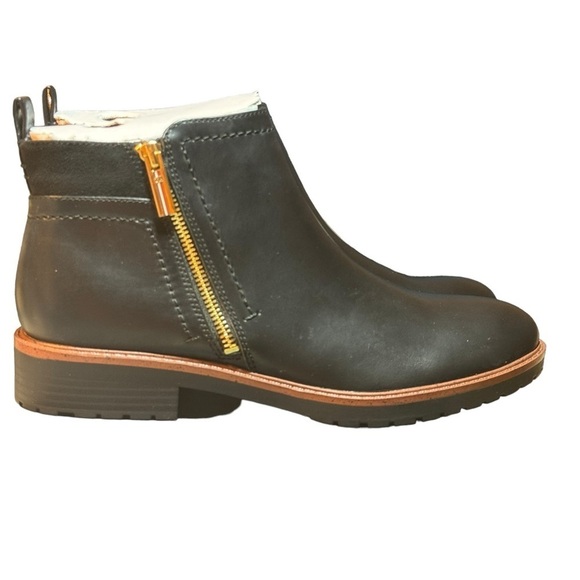 Tommy Hilfiger Fawn Booties Size 11M - Picture 3 of 11